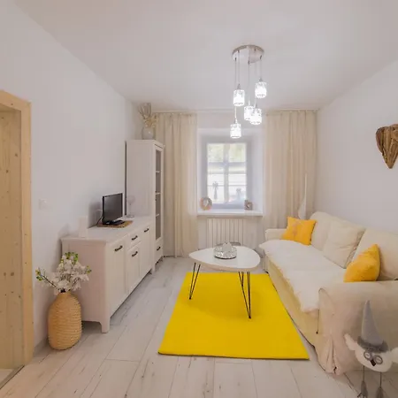 Lovely Stiavnica Apartment