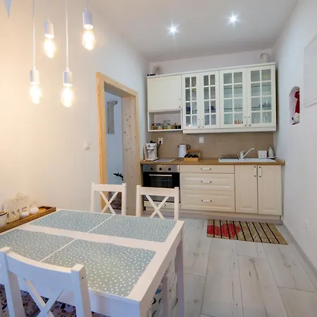 Apartment Lovely Stiavnica *